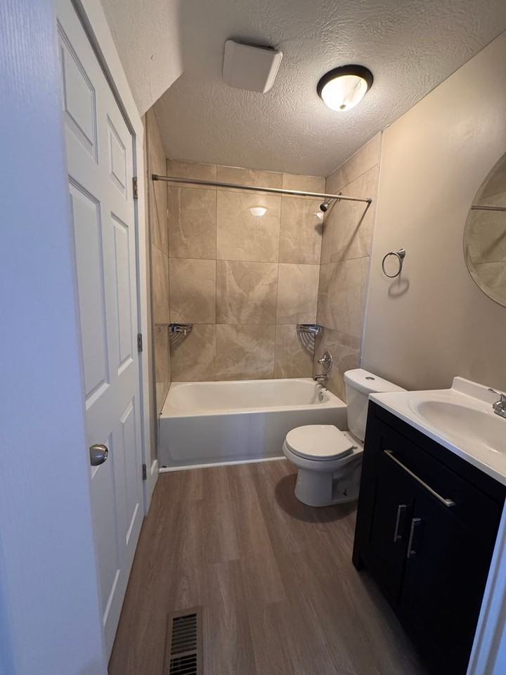 506 Vine St - Photo 6 of 9