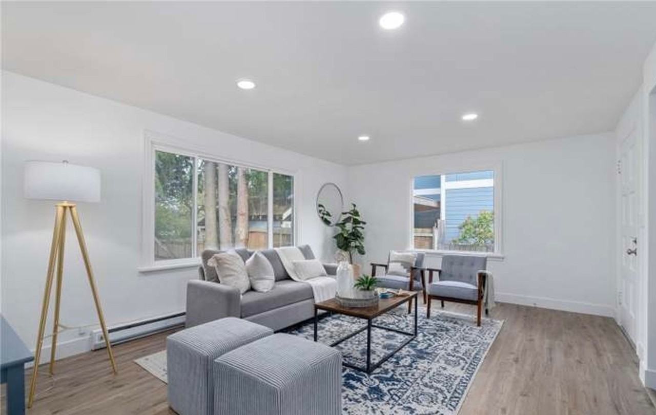 11742 20th Ave Ne - Photo 4 of 23