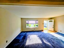 featured image of 10 Lincoln Pl