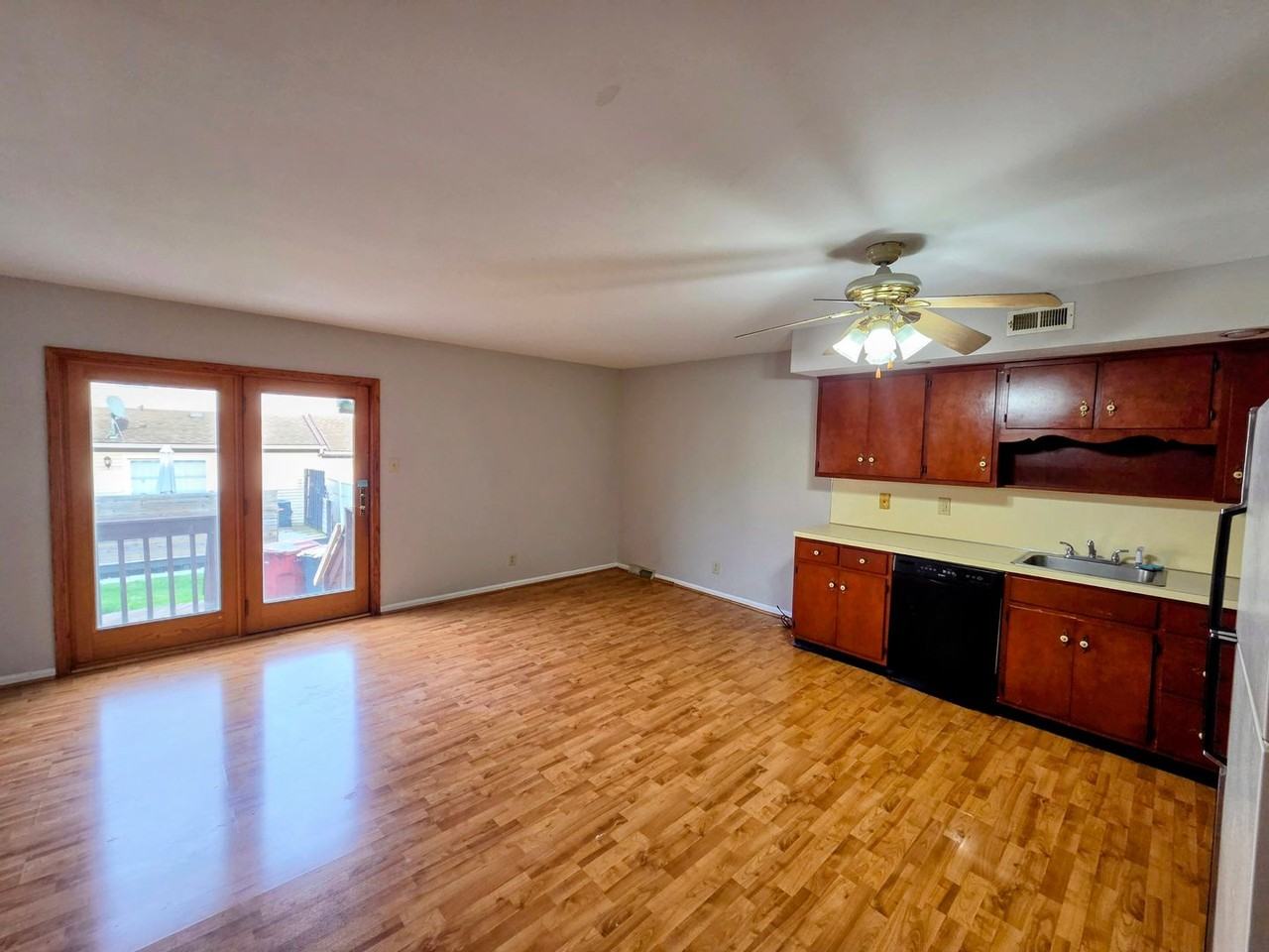 10 Lincoln Pl - Photo 6 of 24