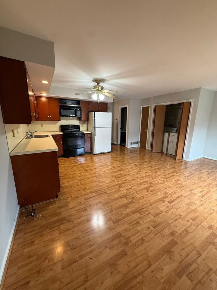10 Lincoln Pl - Photo 7 of 24