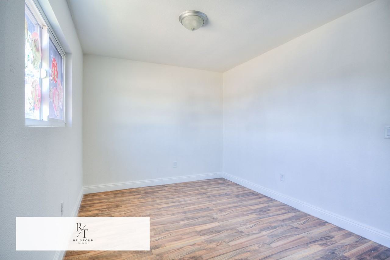 13011 Pinon St - Photo 7 of 42