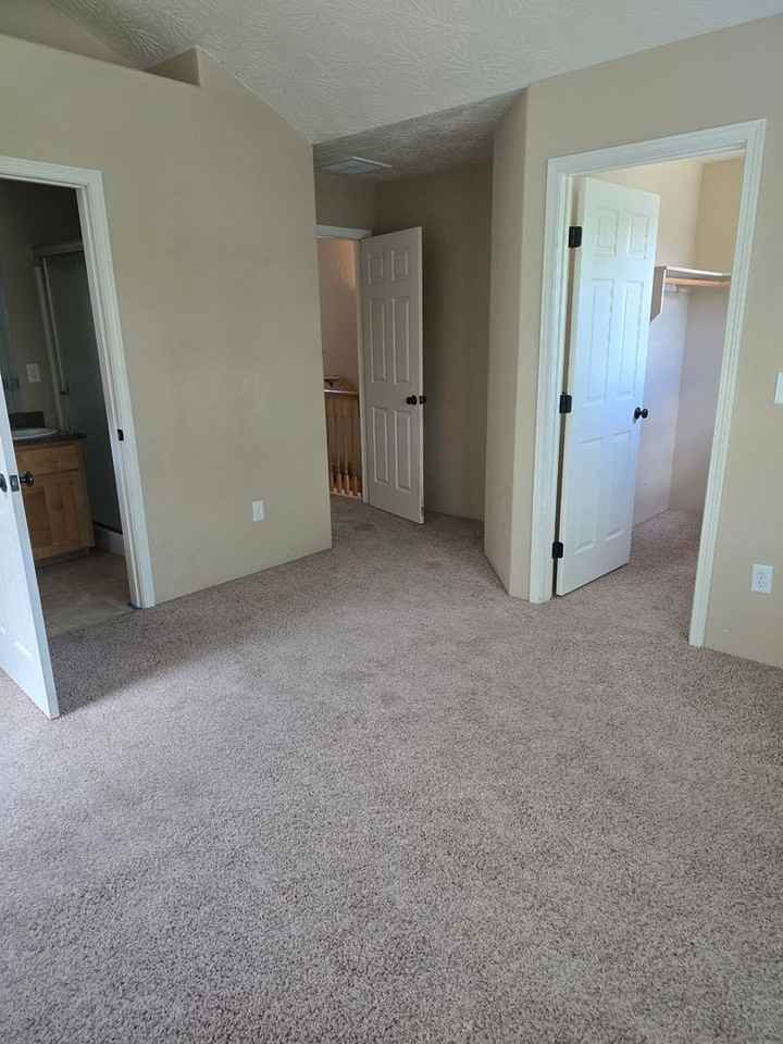 233 Wintersage Cir - Photo 7 of 17