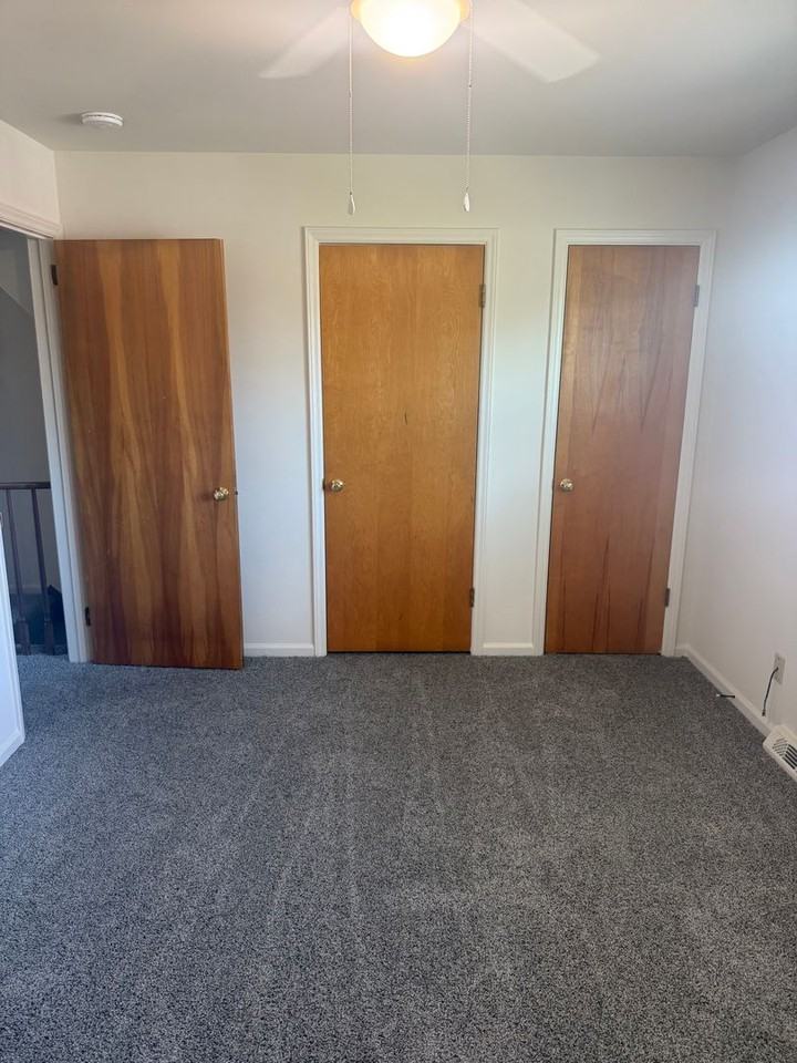 1723 E Cone Blvd - Photo 7 of 12