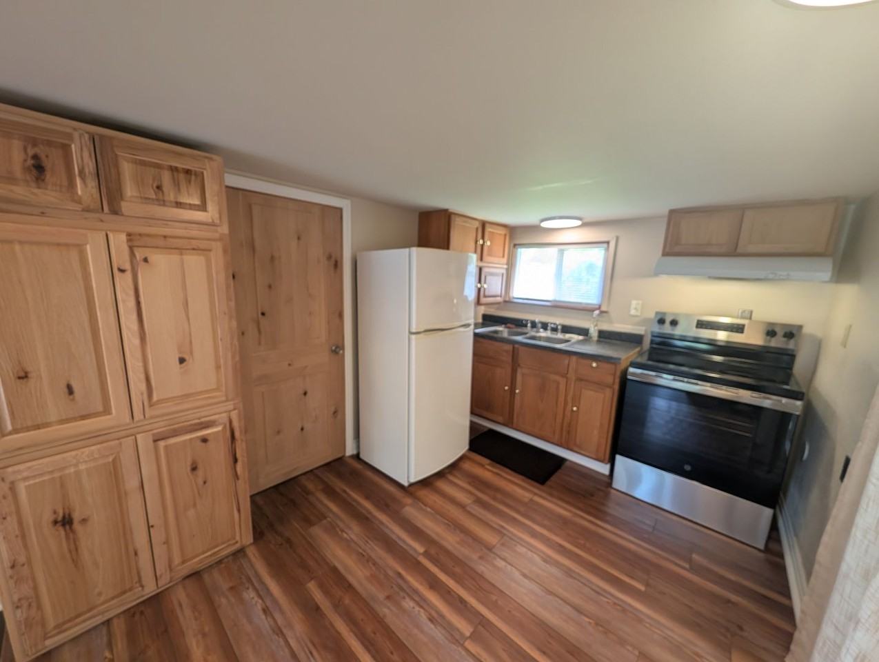 6491 Se Mile Hill Dr - Photo 4 of 10