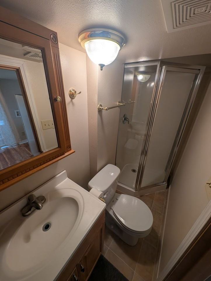 6491 Se Mile Hill Dr - Photo 5 of 10