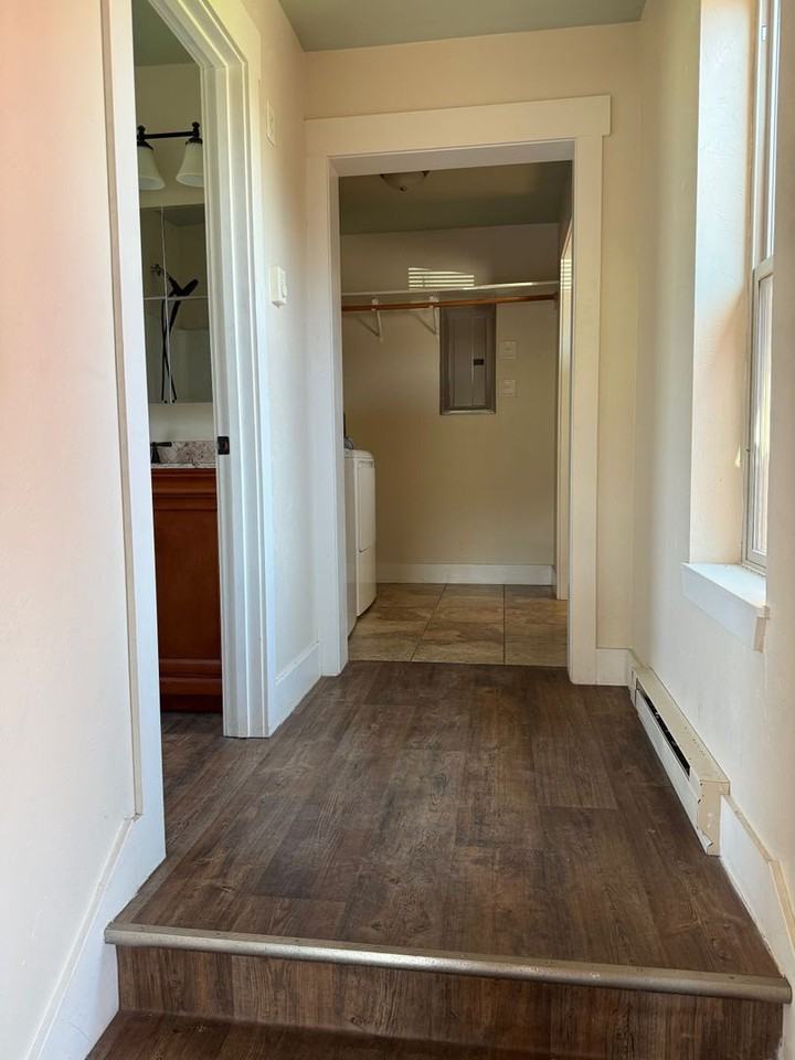 5200 Patterson Rd - Photo 3 of 19