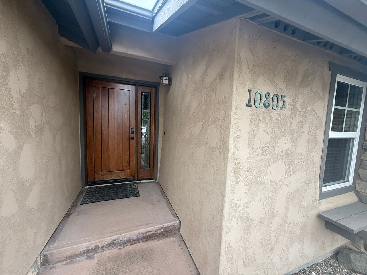 10805 Cloverfield Pt - Photo 3 of 29