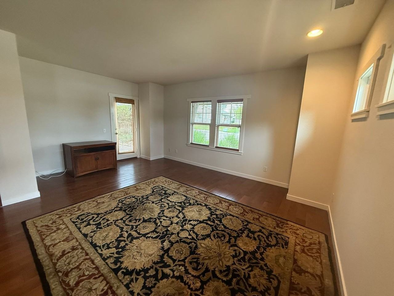 10805 Cloverfield Pt - Photo 7 of 29