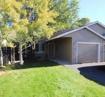 featured image of 928 Ne Hidden Valley Dr