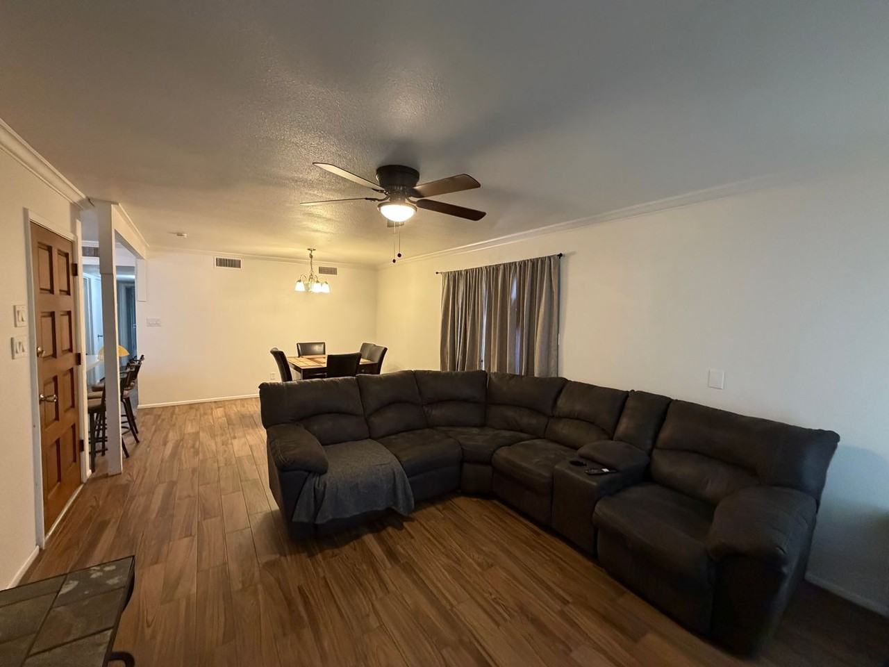 730 E 24th Pl - Photo 6 of 29