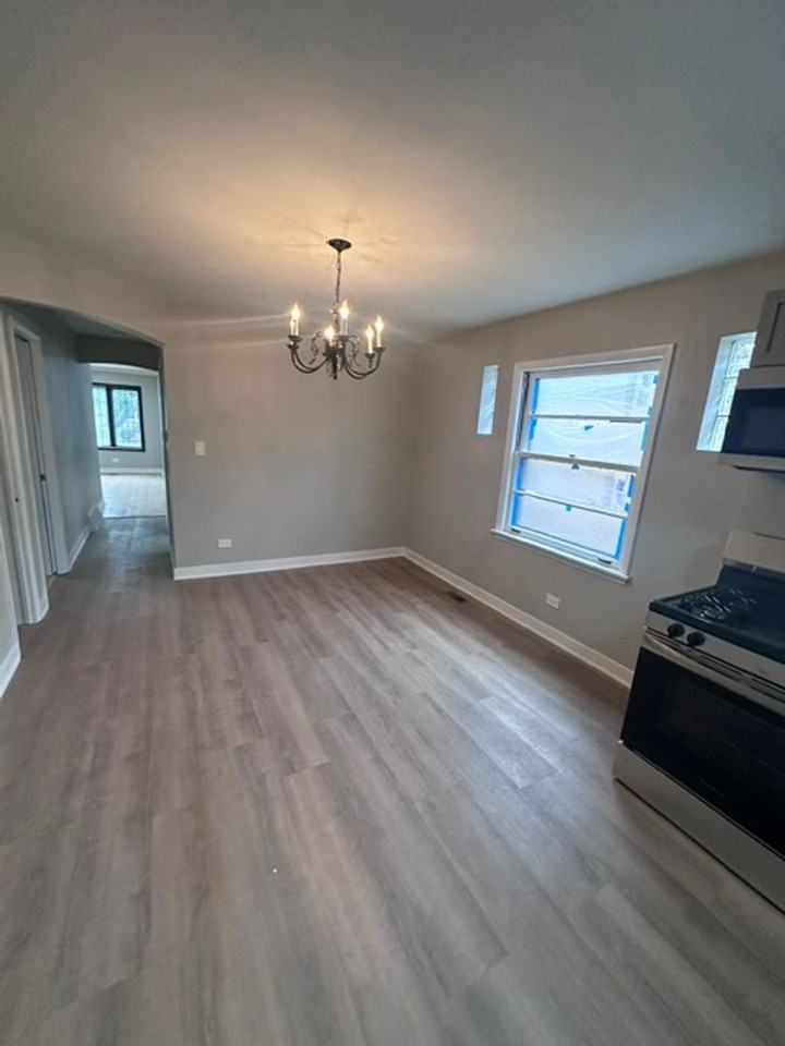 6009 S Kolin Ave - Photo 3 of 12