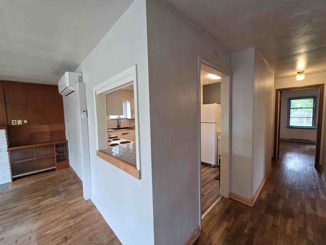1324 Garrison Ave - Photo 6 of 20