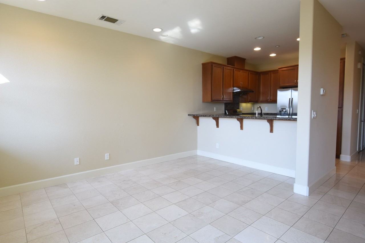 1227 Water Lily Way - Photo 5 of 14