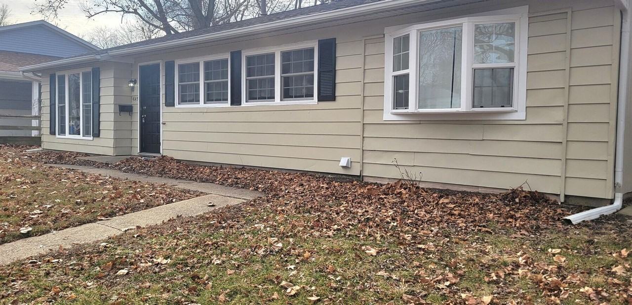 4145 N Camelot Dr - Photo 2 of 20