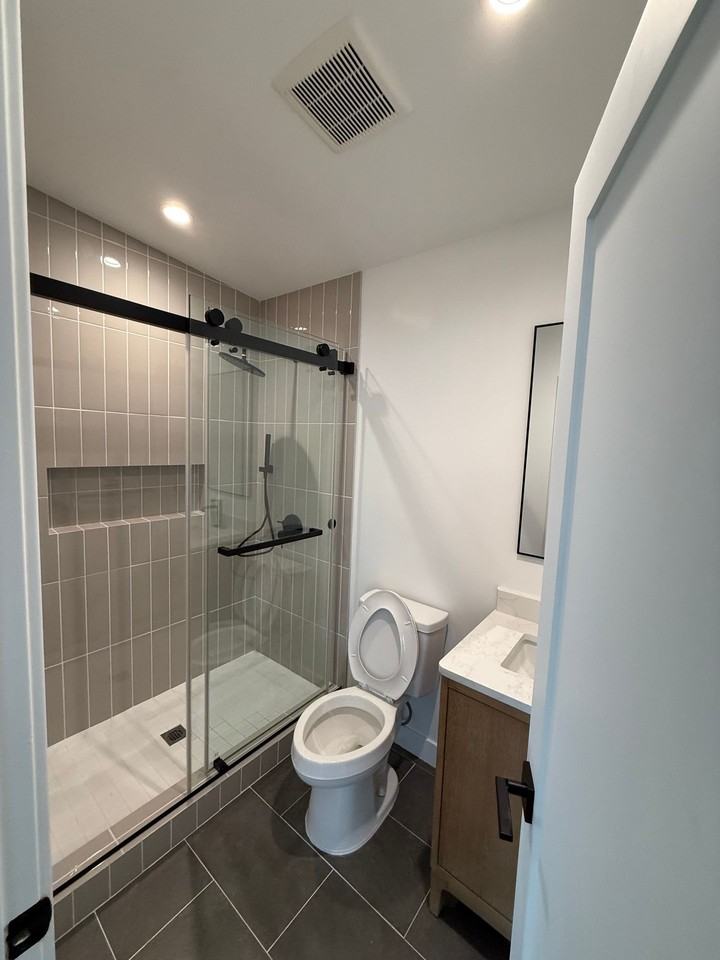105 El Portal new units - Photo 3 of 9
