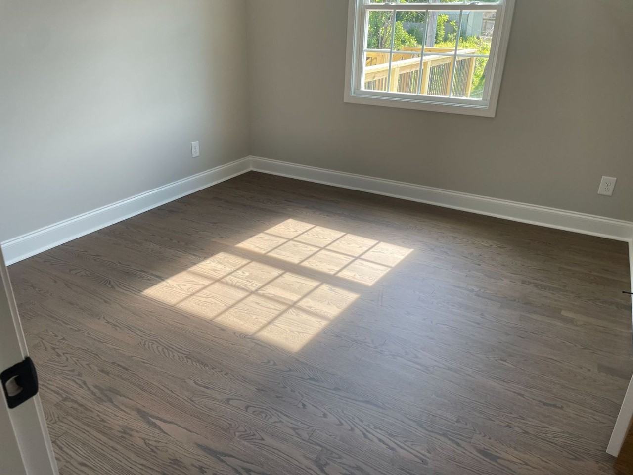 221 Clearview Dr - Photo 5 of 11