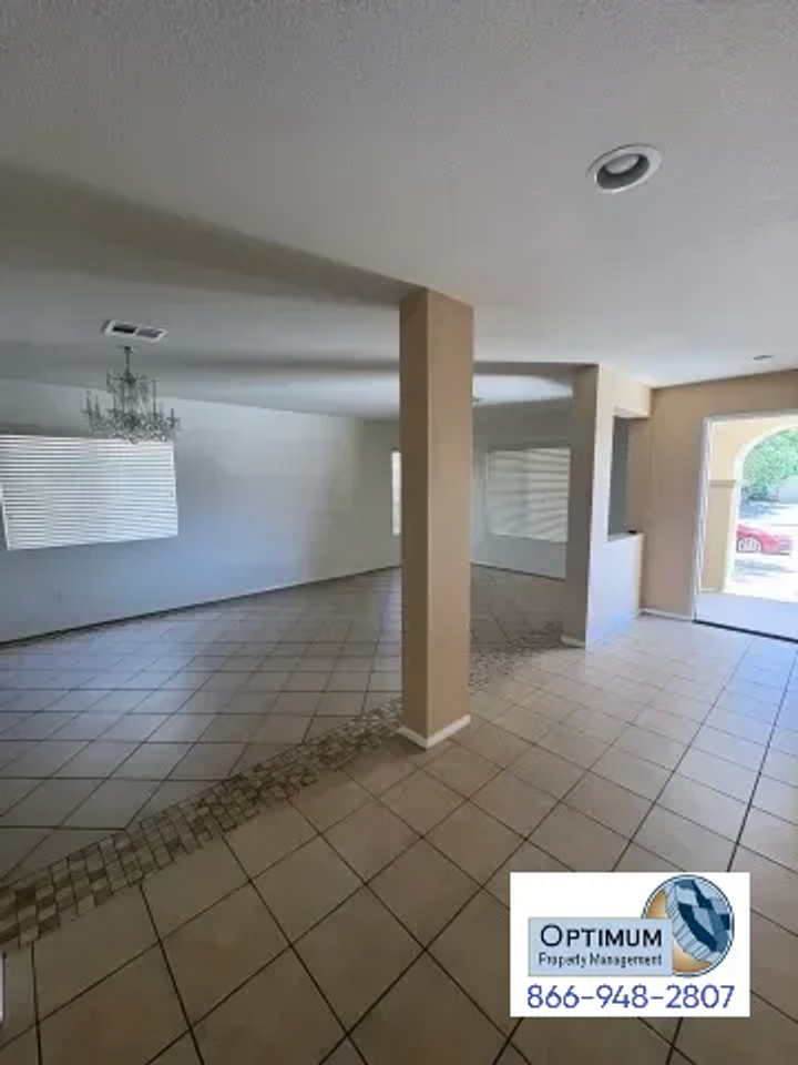 13840 Colorado Ln - Photo 6 of 44