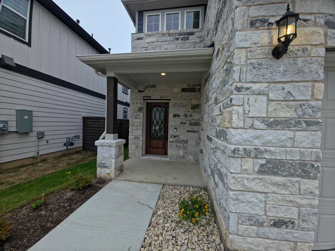 337 Foresail Rd - Photo 2 of 25