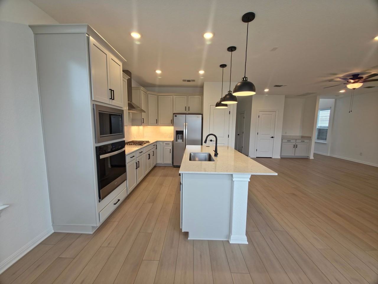 337 Foresail Rd - Photo 5 of 25