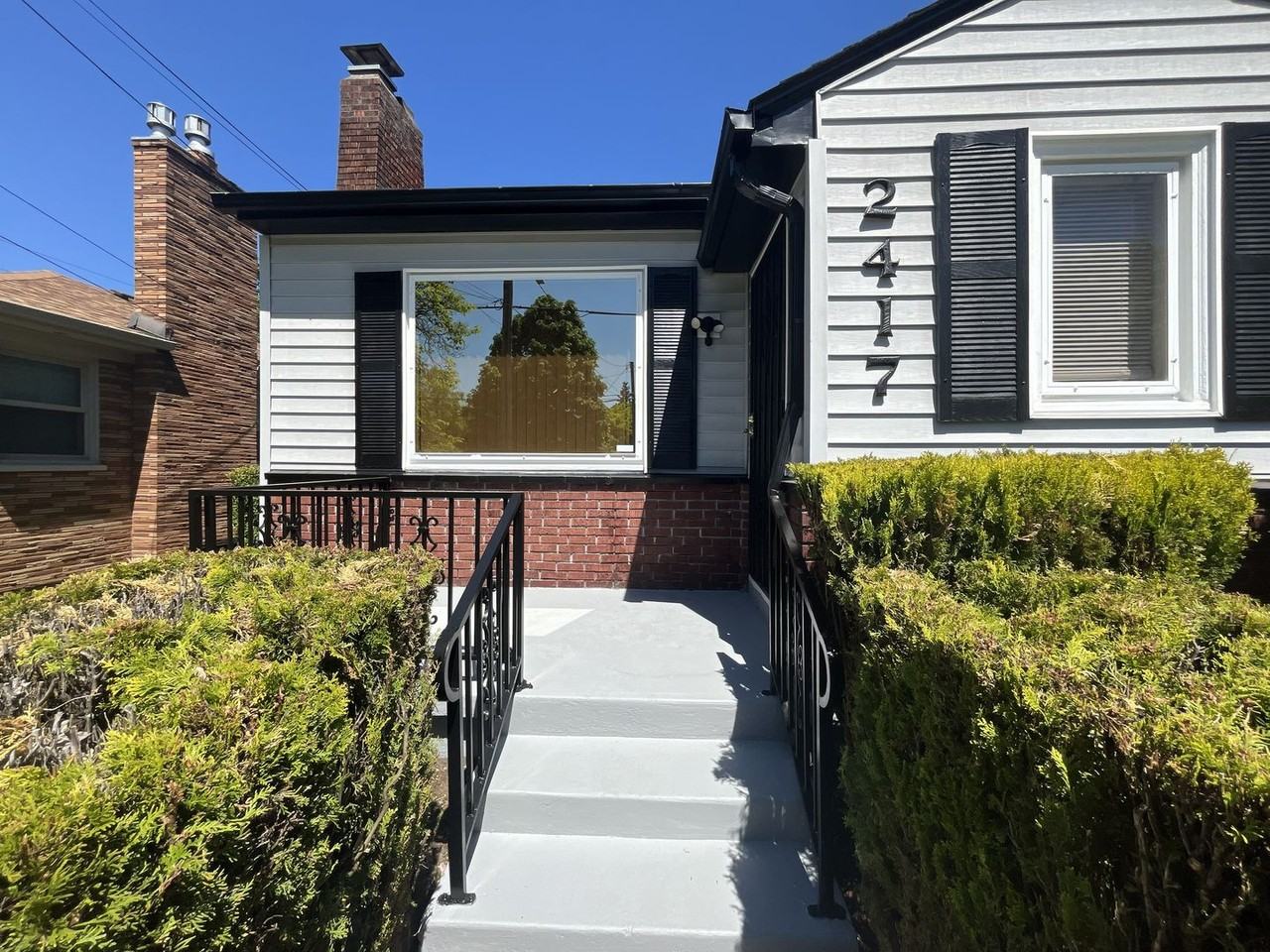 2417 N Rosa Parks Way - Photo 5 of 45