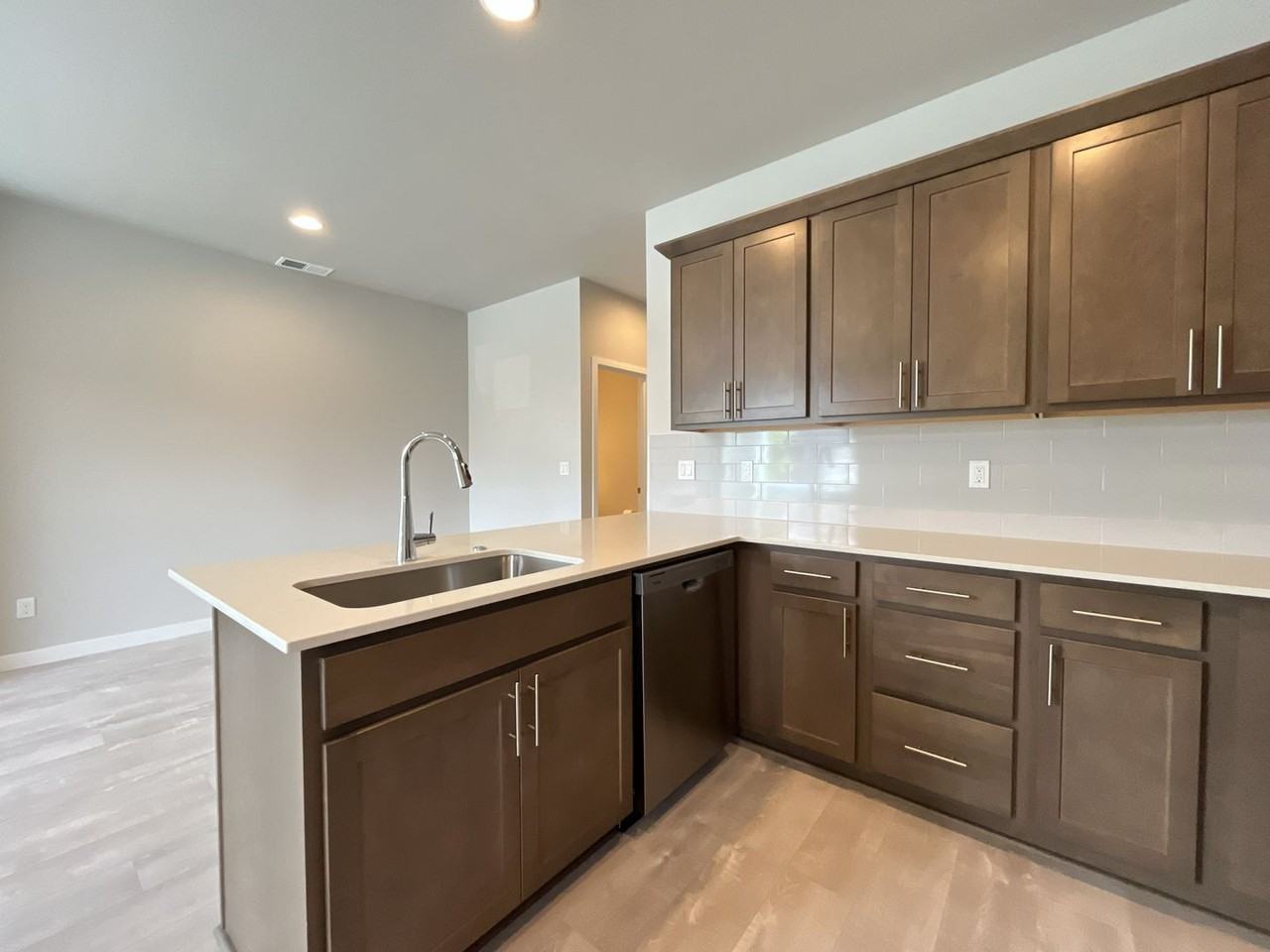 2157 36th Ave - Photo 7 of 37