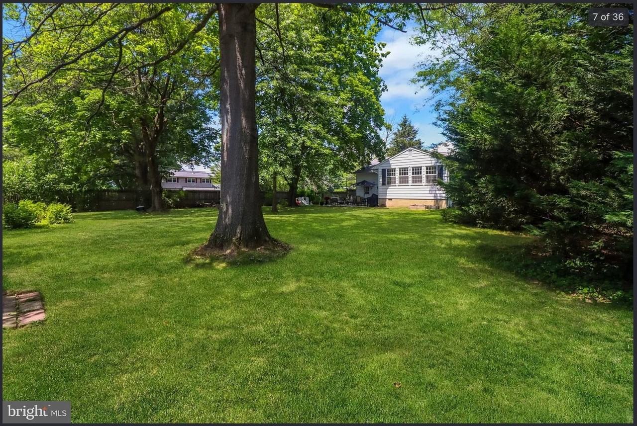 163 Hickory Corner Rd - Photo 5 of 23