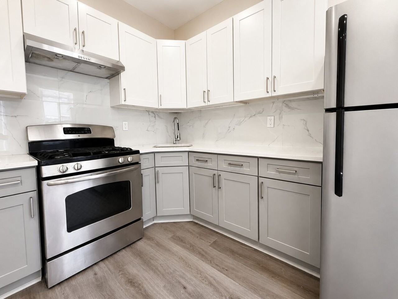 2551 N Jessup St - Photo 5 of 18