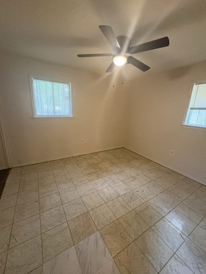 2904 Marwood Drive - Photo 6 of 14