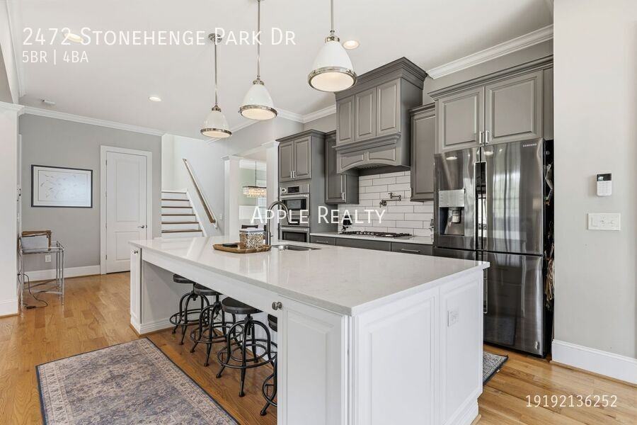 2472 Stonehenge Park Dr - Photo 3 of 18
