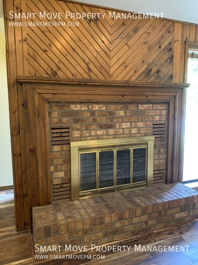2135 E Serene Dr - Photo 5 of 39