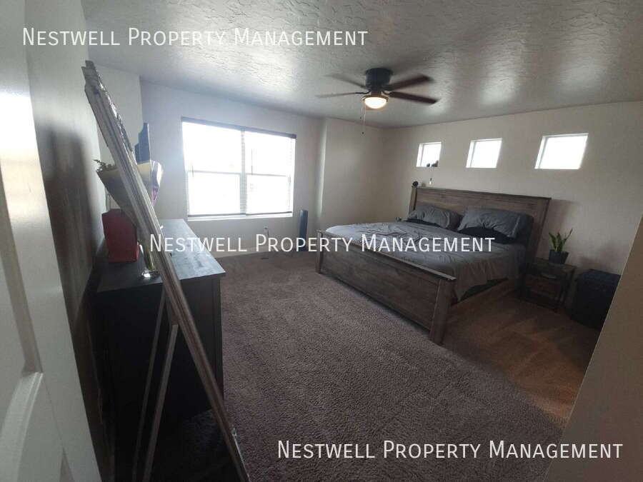 4274 W Dixon Way - Photo 7 of 31