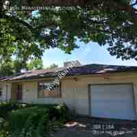 featured image of 207 Chestnut St