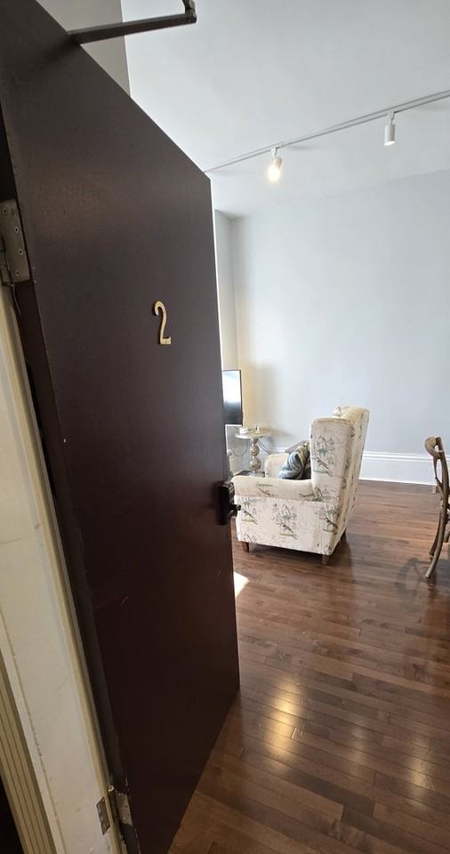 134 Seaton St - Photo 5 of 23