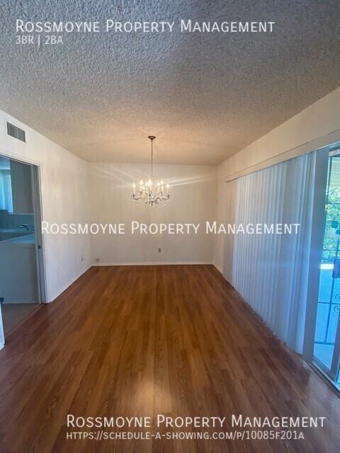 12913 Strathern St - Photo 5 of 18