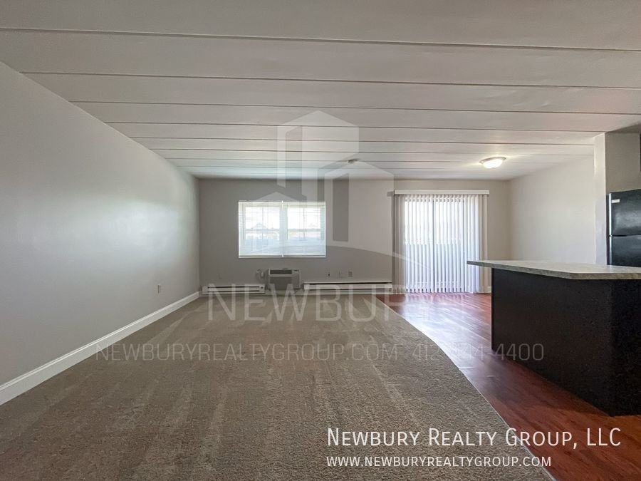 1814 Chessland St #9 - Photo 3 of 33