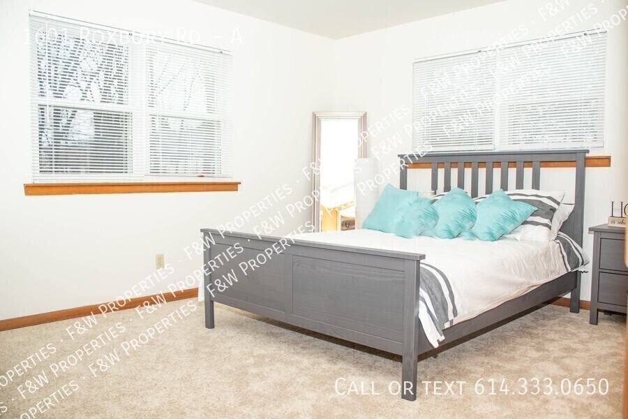 1601 Roxbury Rd #A - Photo 5 of 29