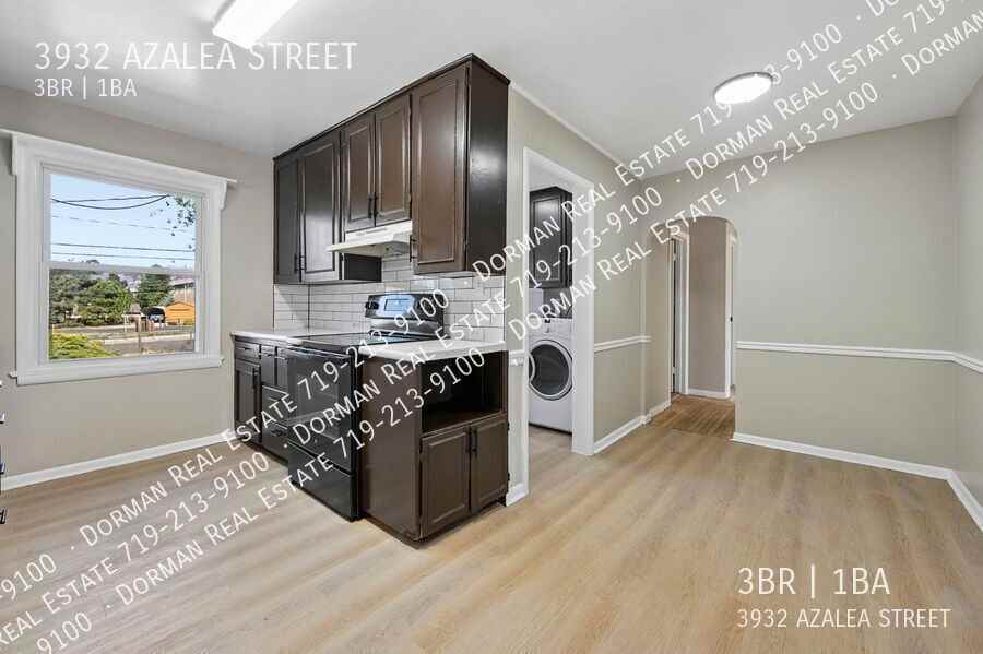 3932 Azalea St - Photo 3 of 18