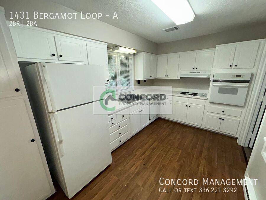 1431 Bergamot Loop #A - Photo 7 of 14