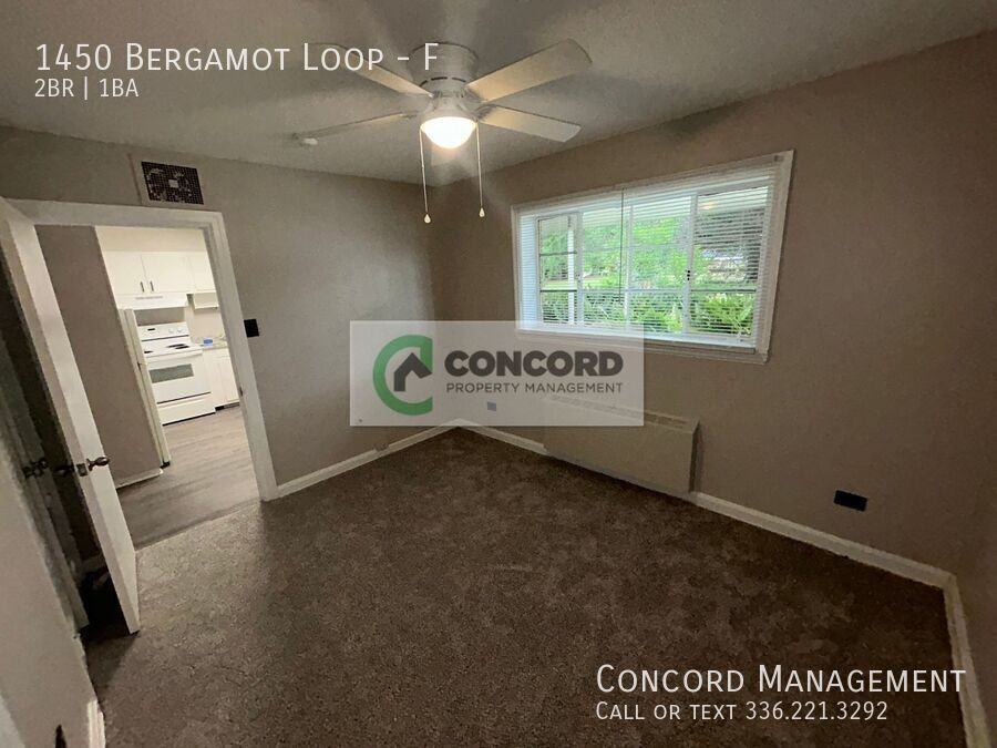 1450 Bergamot Loop #F - Photo 7 of 9