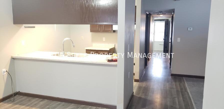 1328 Williams St - Photo 3 of 16