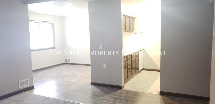 1328 Williams St - Photo 4 of 16