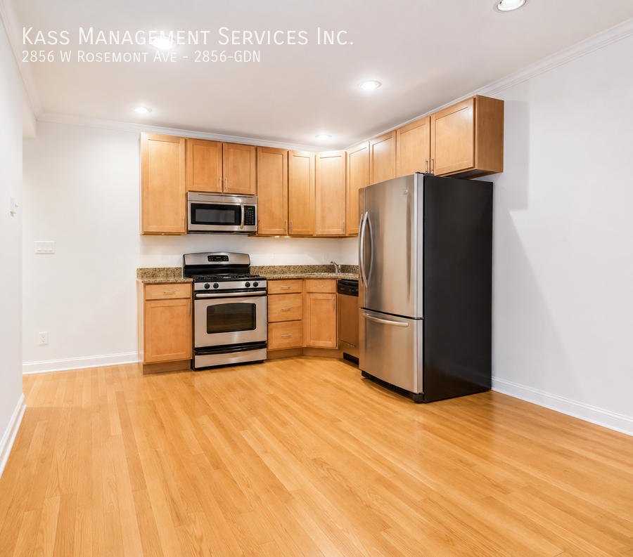 2856 W Rosemont Ave #2856GDN - Photo 2 of 7