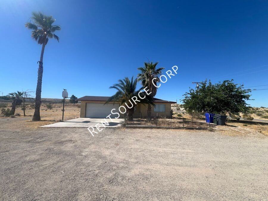 27333 Mesquite St - Photo 2 of 25