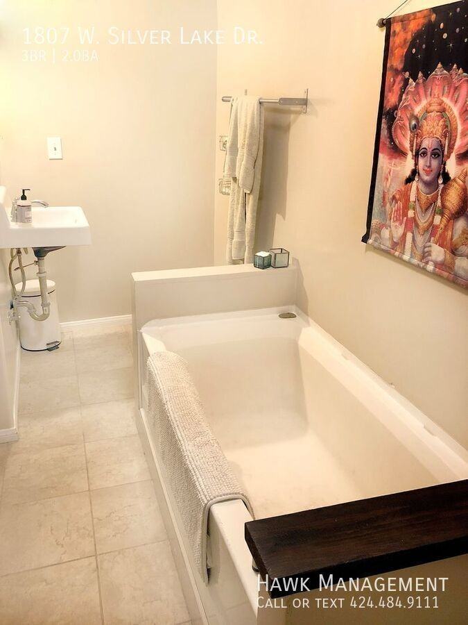1807 W Silver Lake Dr - Photo 4 of 19