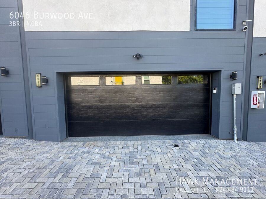 6046 Burwood Ave - Photo 2 of 21