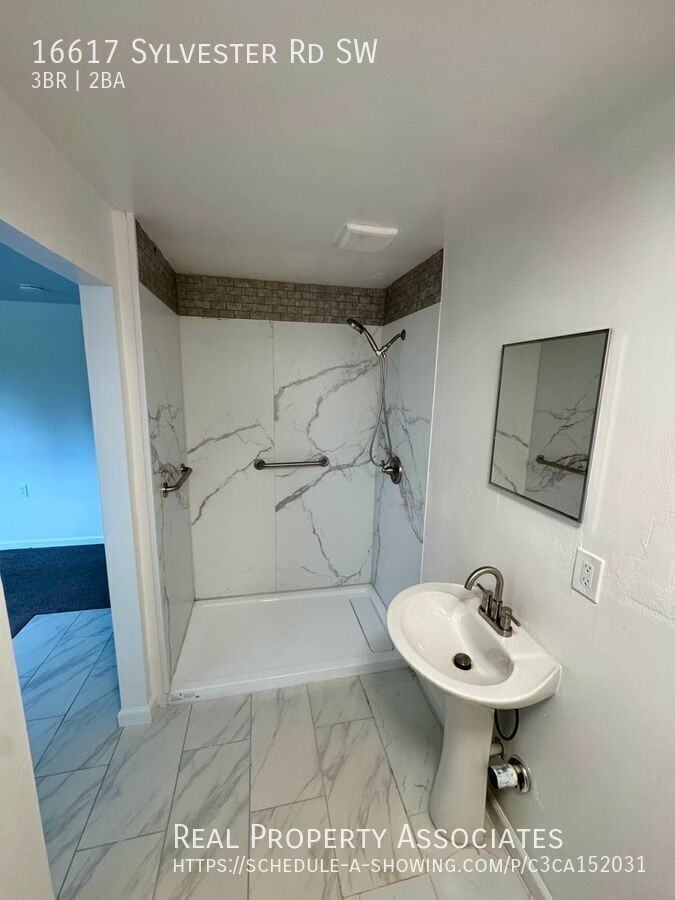 16617 Sylvester Rd Sw - Photo 6 of 22