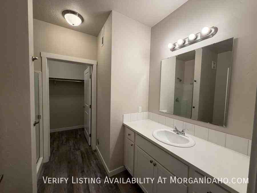 10222 W Ustick Rd #101 - Photo 5 of 12