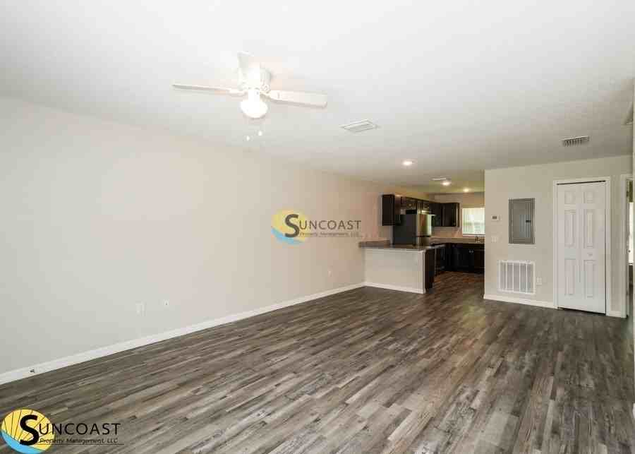 9137 N Mendoza Way - Photo 4 of 15