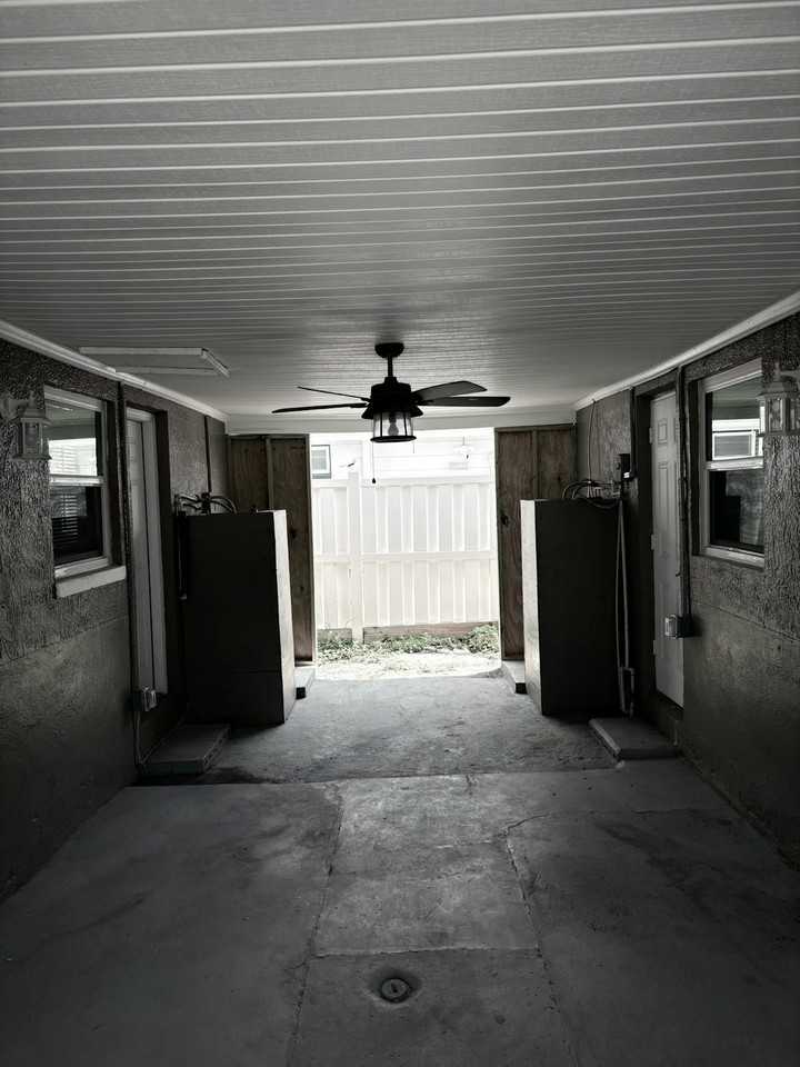 18015 1st Street East, Unit 18011 - Photo 4 of 18